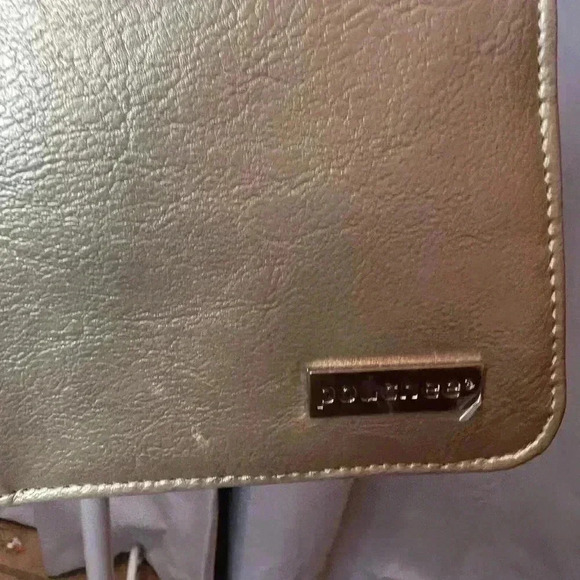 Pouchee Gold Leather Organizer Crossbody Bag - Picture 6 of 13